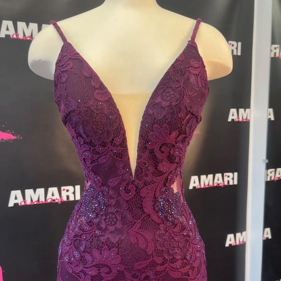 La Femme Prom Dress 28355 Size 00 Dark Berry - Picture 3 of 4